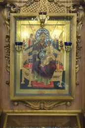 Икона Богородицы "Всецарица" в Покровсом монастыре