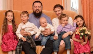 nov - Иерей Феодор Лукьянов: «Много детей – это конец личной жизни?»
