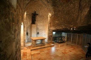 Урок в честь праздника Воздвижения Креста Господня: вслед за равноапостольной царицей Еленой mesto obretenija kresta gospodnja - Урок в честь праздника Воздвижения Креста Господня: вслед за равноапостольной царицей Еленой