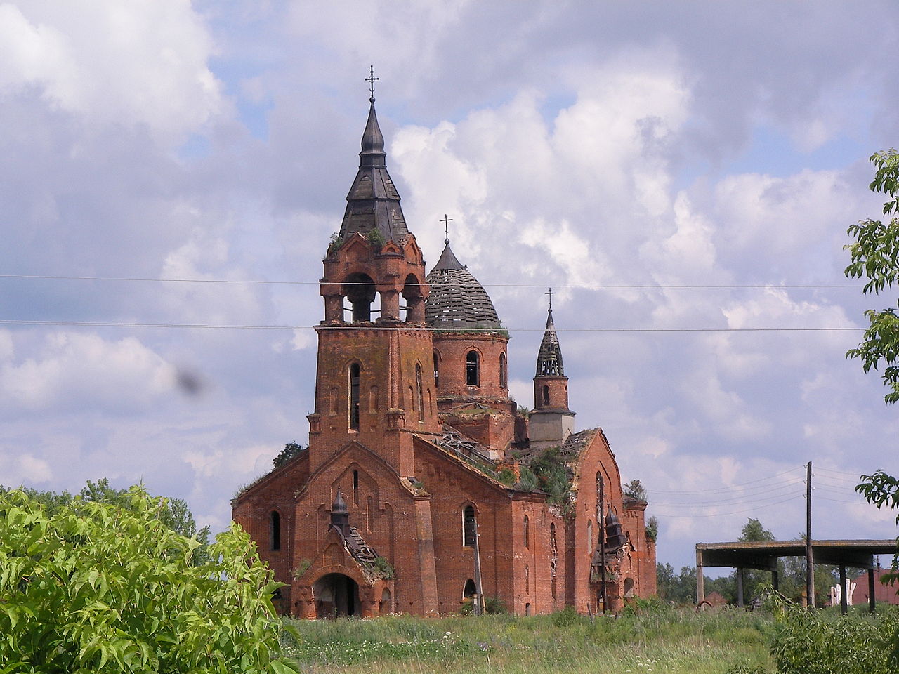 1280px-Pyot_church1.jpg