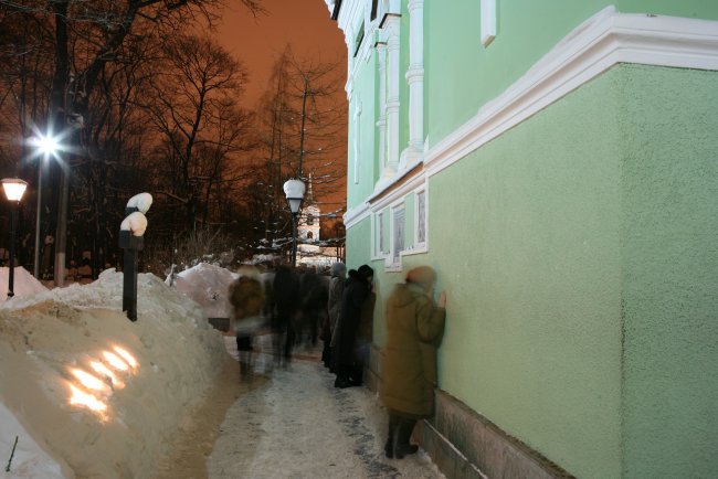 «Надежды маленький оркестрик…»