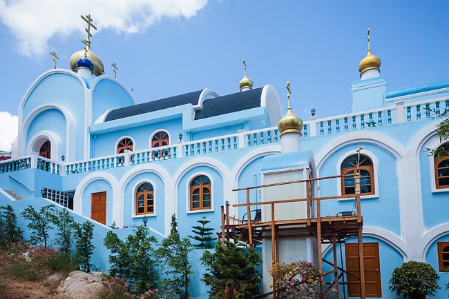 Храм под пальмами, или Как мы на тропическом острове Пасху встречали