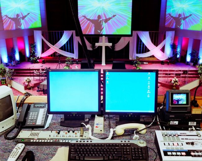 Почему православные люди строят храмы?