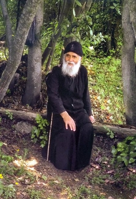 Об Афоне: В келье старца Паисия