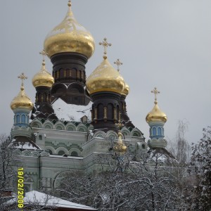 Купола Никольского собора Киевского Покровского женского монастыря.