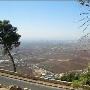 №32 Вид с горы Фавор на Изреельскую долину