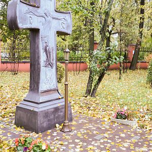Поклонный Крест. Храм мучеников Адриана и Наталии в Бабушкине, г. Москва