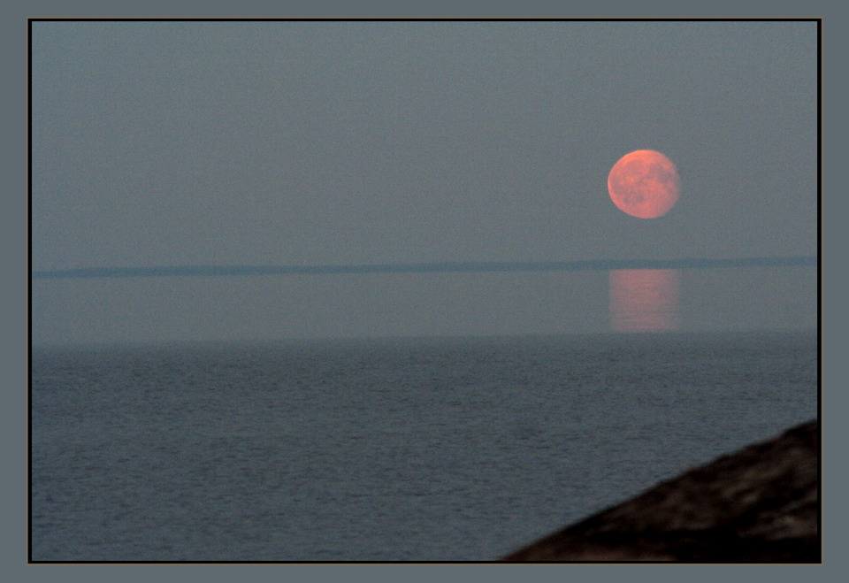 Луна Над Ладожским Озерм