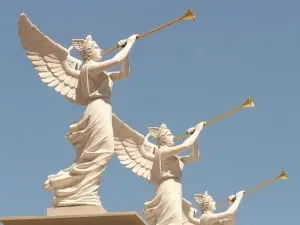 Статуи Ангелов