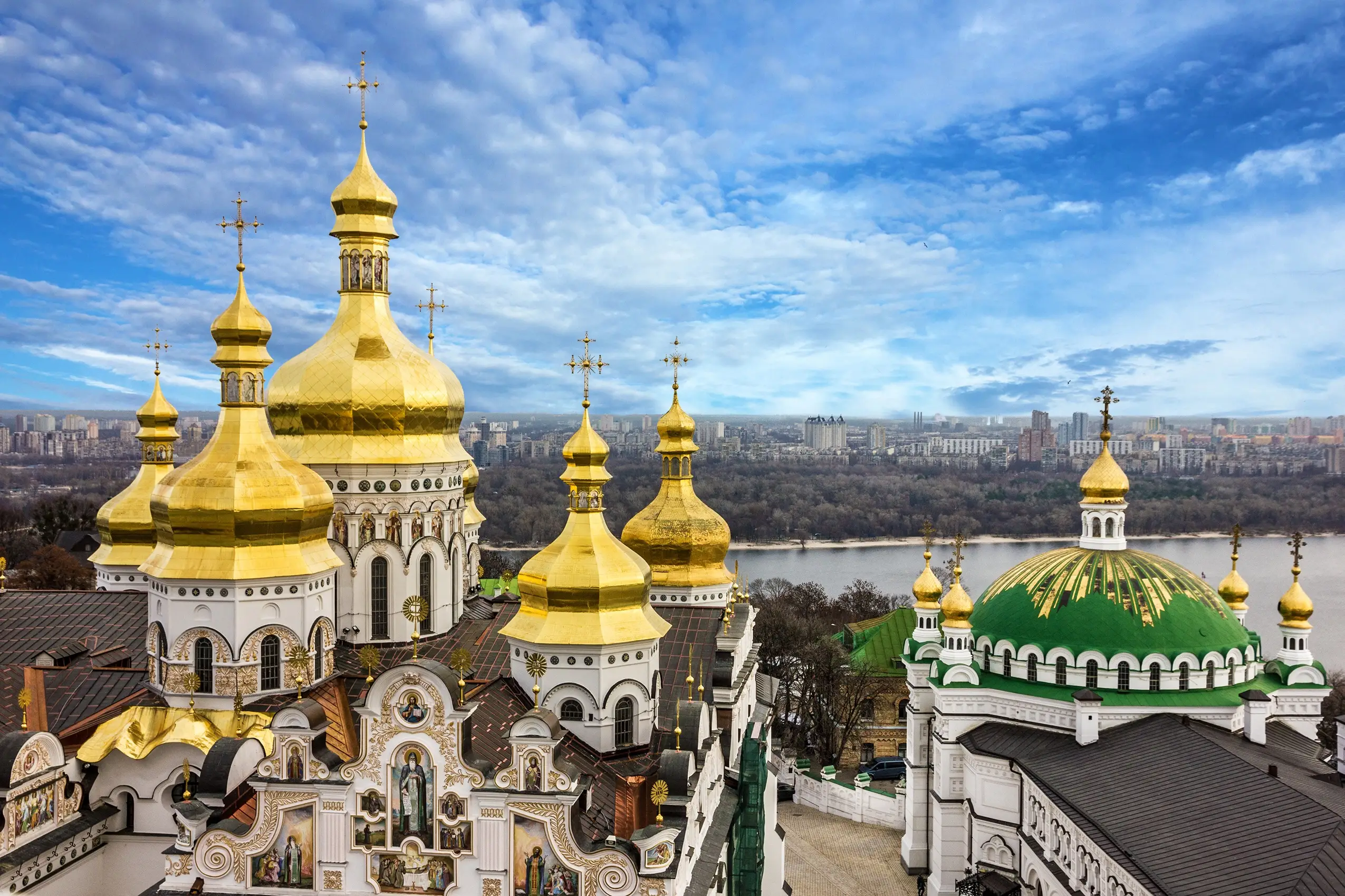 Юридический отдел Украинской Православной Церкви высказался по поводу антицерковных законопроектов в стране