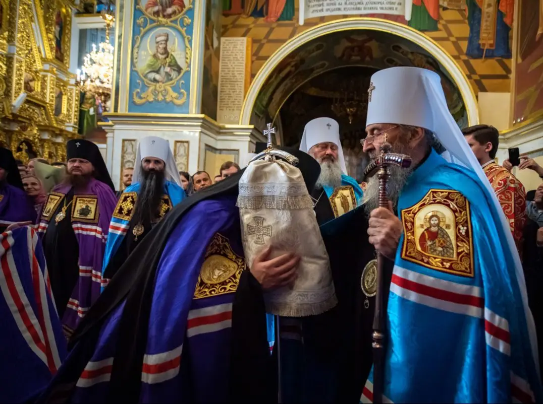 Во всех епархиях УПЦ молятся о мире в стране