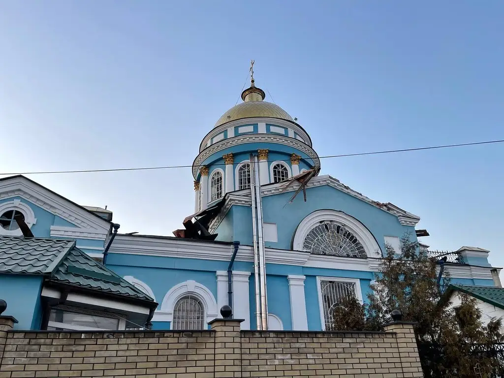 Храмы и управление Изюмской епархии Украинской Православной Церкви пострадали при обстрелах