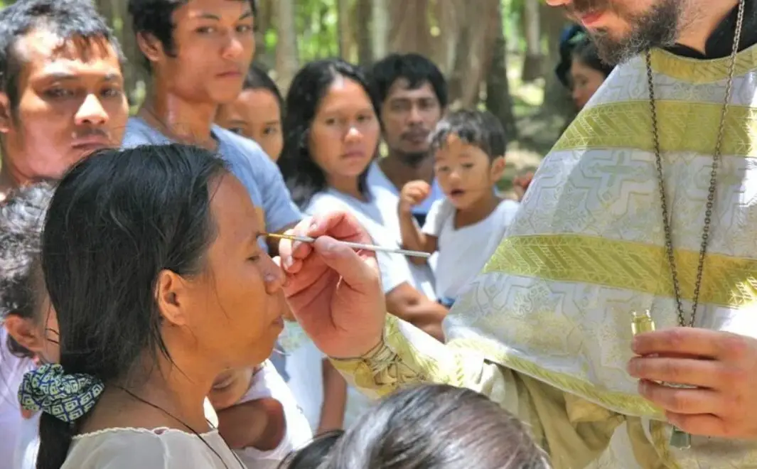На Филиппинах выпустили первый православный молитвослов