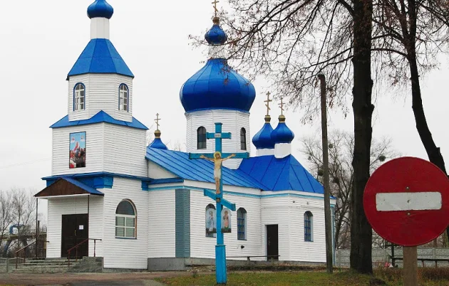 Депутаты ряда горсоветов Украины призывают запретить Украинскую Православную Церковь