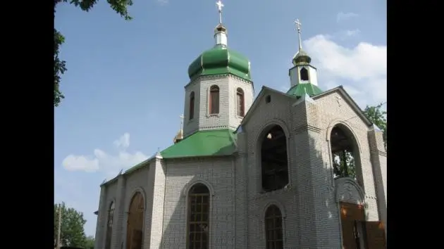 Вооруженные люди захватили храм Бориспольской епархии Украинской Православной Церкви
