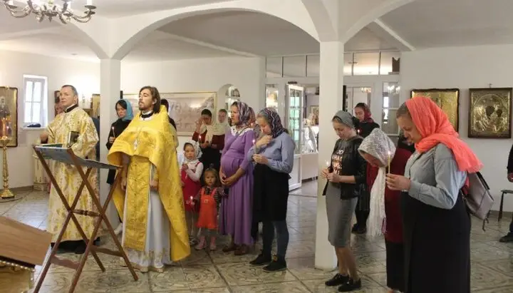 В Украинской Православной Церкви утвердили чин молитвенного благословения беременных женщин