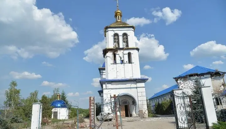 В Камышевахе Луганской области из-за обстрелов пострадал Георгиевский храм УПЦ