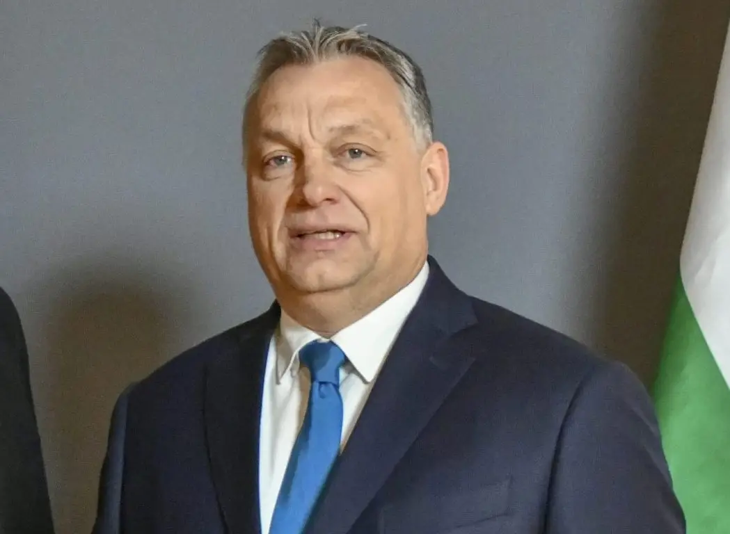 Президент Венгрии заявил, что нужно поддержать церкви и традиционные семьи