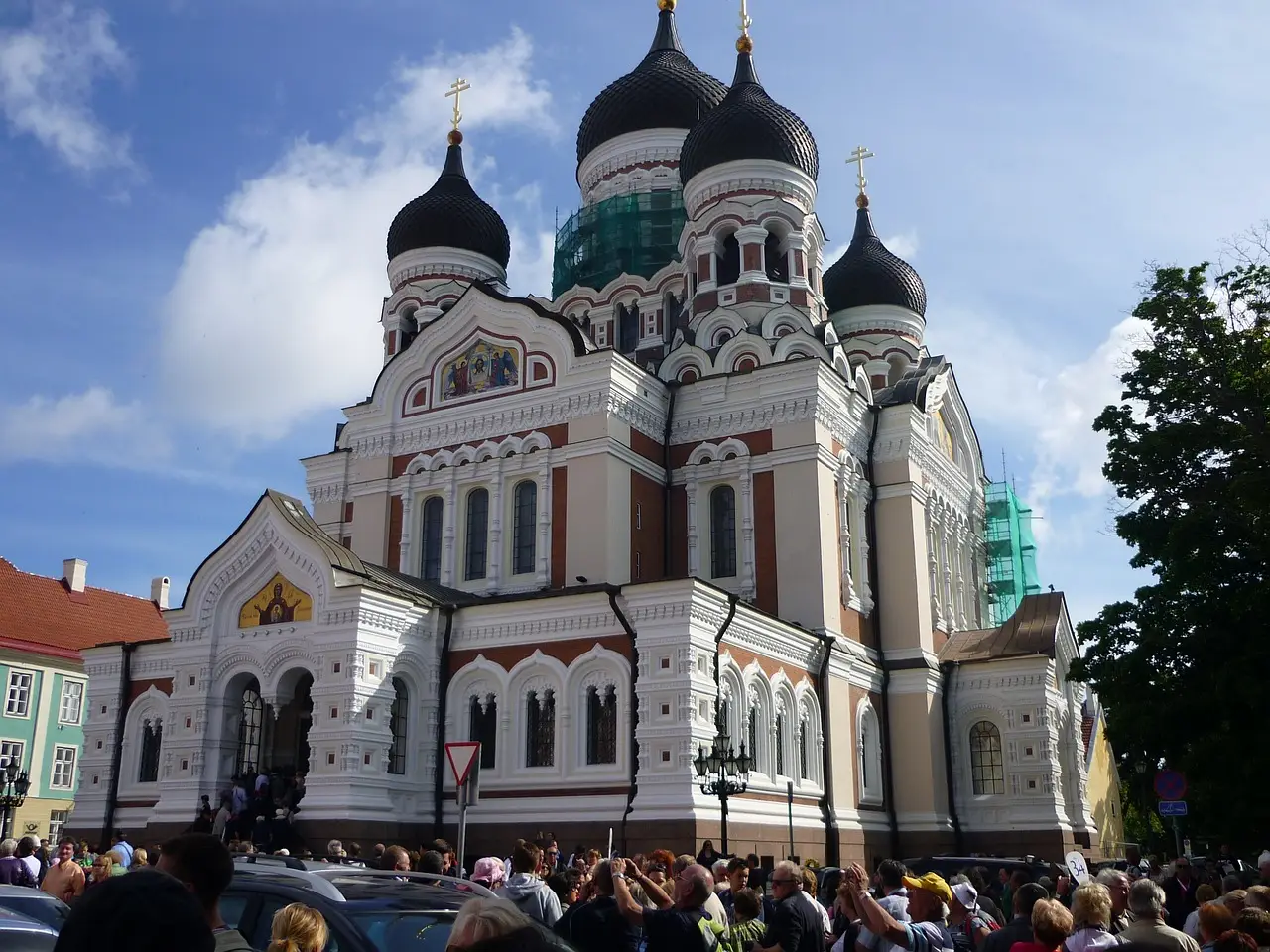 Среди верующих эстонцев большинство оказались православными христианами