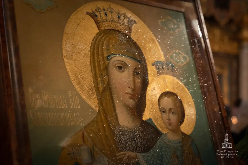 В Москве освятили икону Пресвятой Богородицы для единственного православного храма Монголии