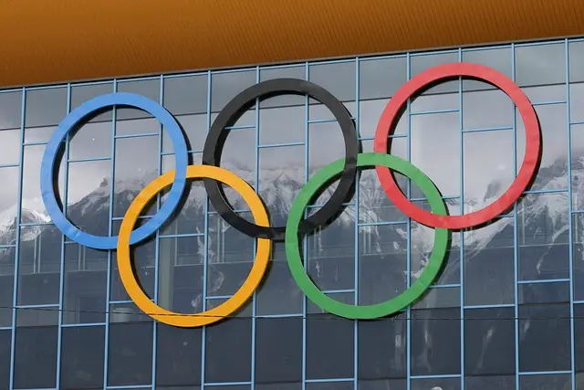 В спортивной команде каждой страны должны участвовать представители ЛГБТКИАПП+, заявил глава Международного олимпийского комитета