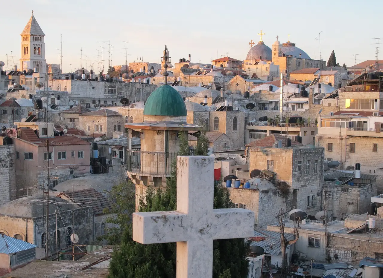 Иерусалимский патриархат призвал власти Израиля защитить христиан