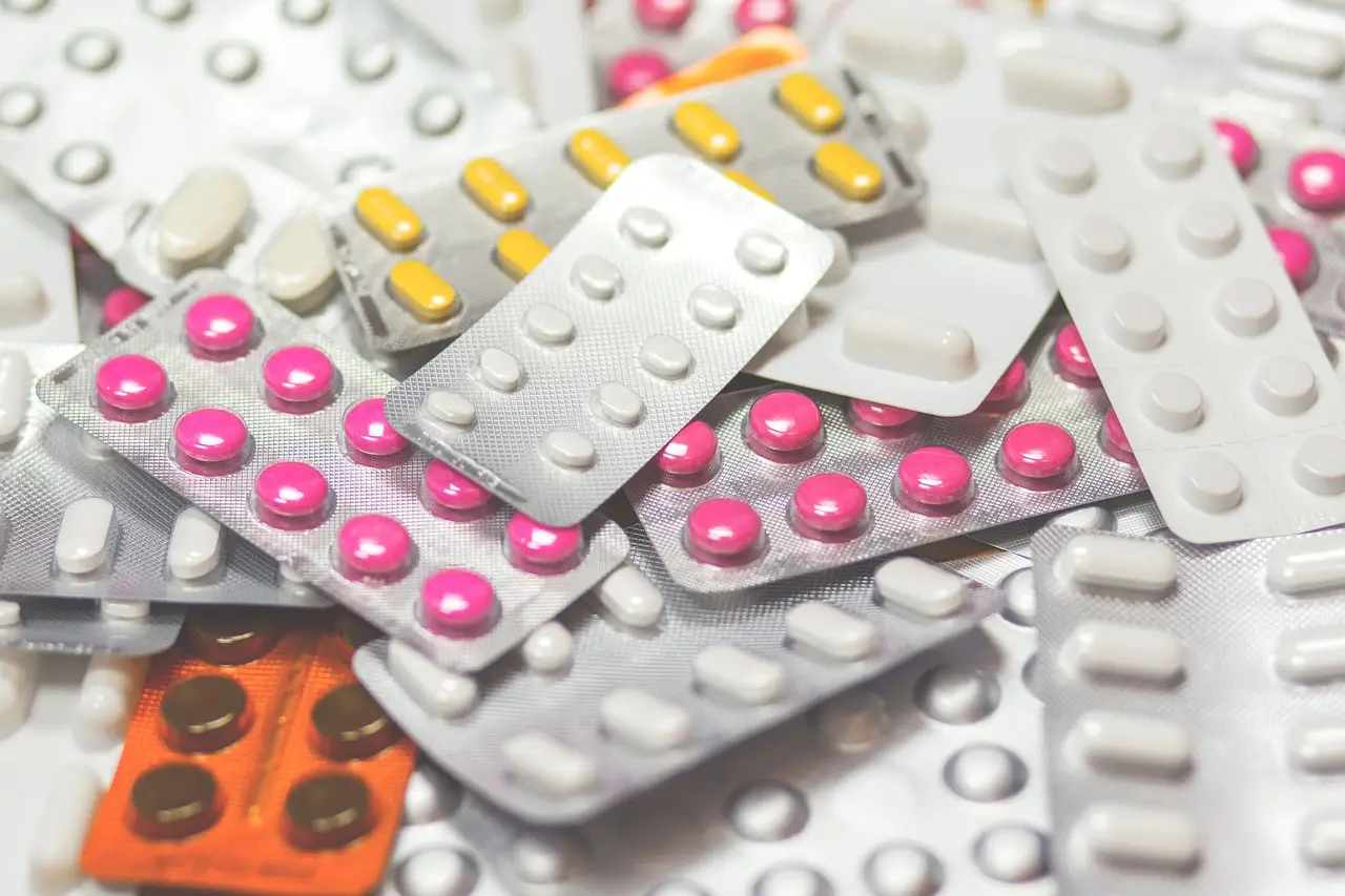 Росздравнадзор предупреждает о возможных задержках поставок некоторых лекарств