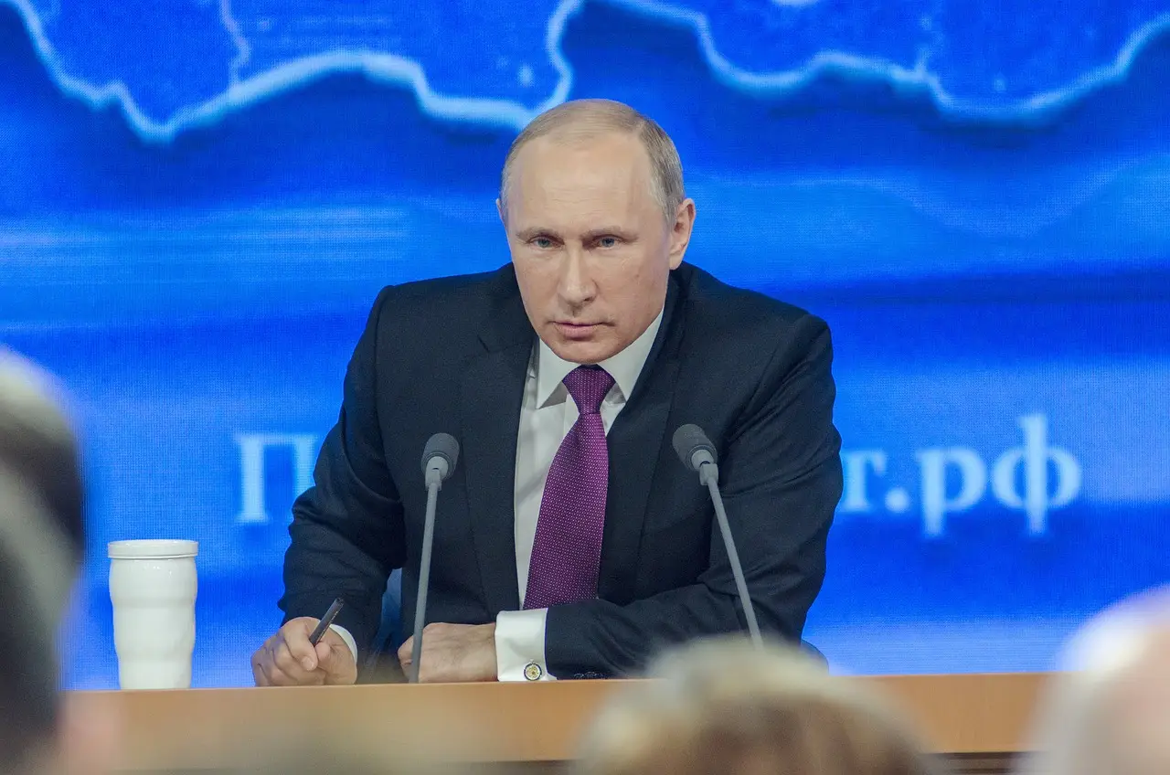 Путин внес в Думу проект о денонсации Конвенции об уголовной ответственности за коррупцию