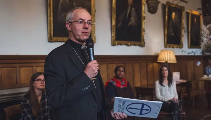 О давлении власти на церковь в связи с принятием однополых союзов рассказал англиканский архиепископ