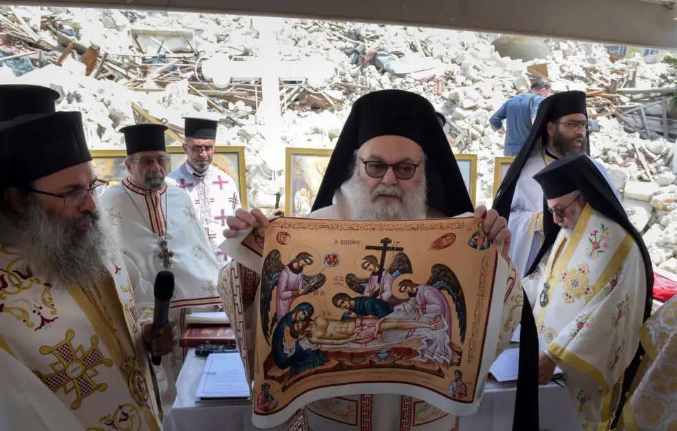 Антиохийский Патриарх совершил Пасхальную литургию на руинах храма в Турции