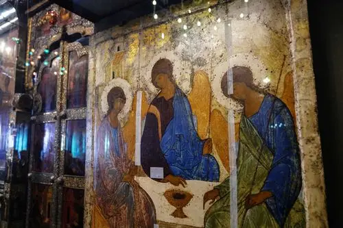 Эксперты пришли к выводу, что состояние иконы «Троицы» не позволяет вывезти ее из музея