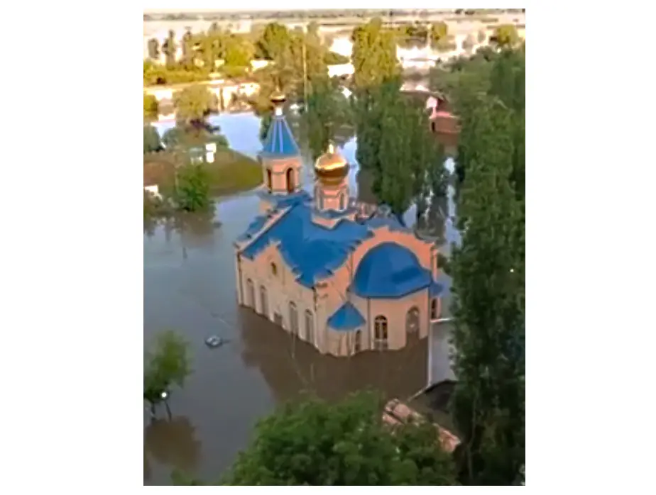 В Херсонской области затоплено 7 храмов