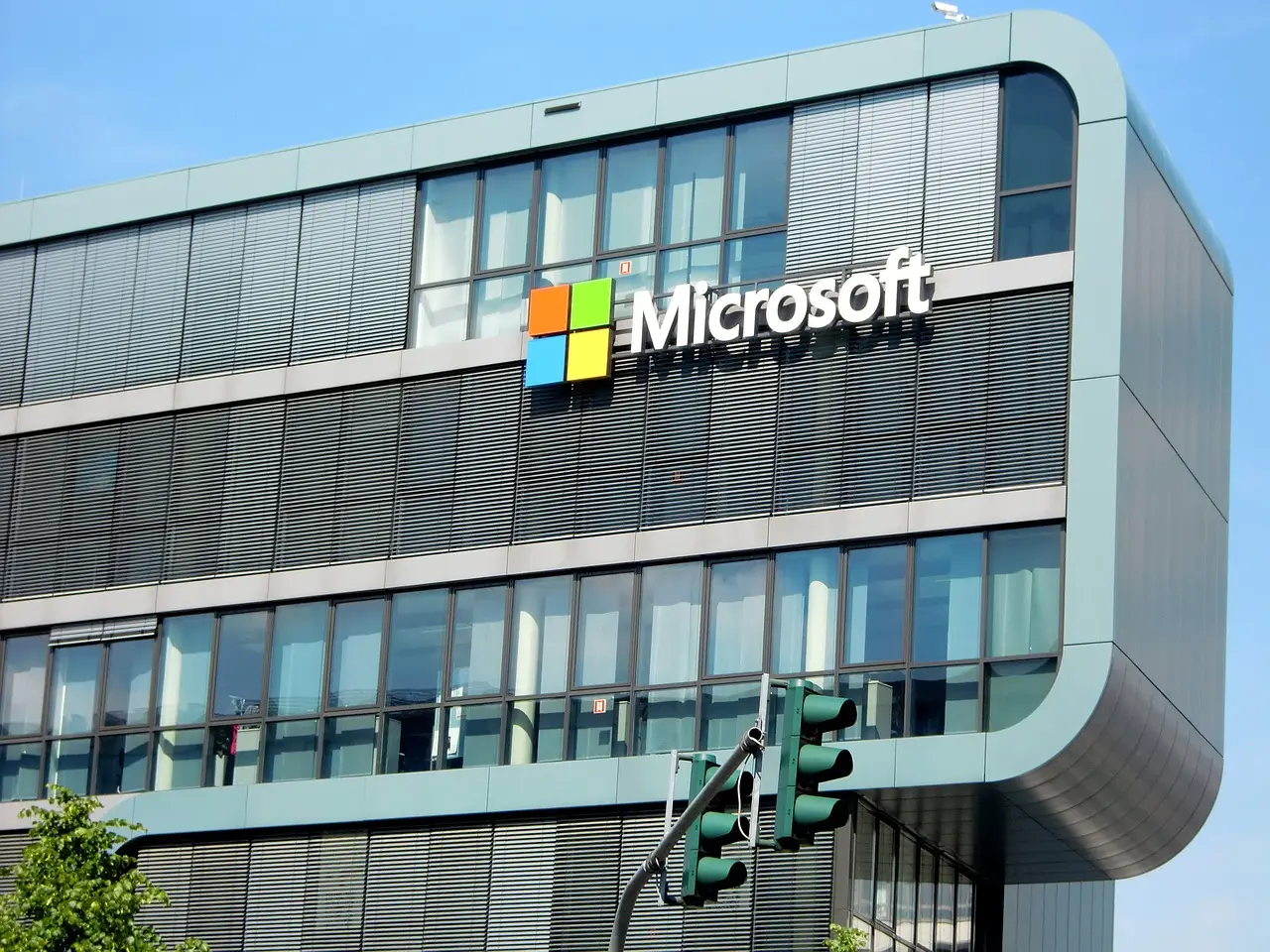 Microsoft с осени не будет продлевать лицензии российским компаниям