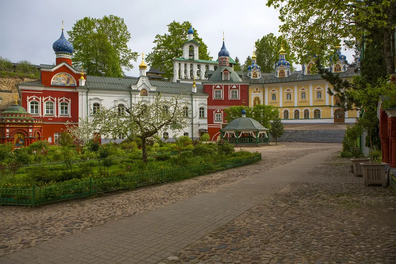 Псково-Печерский монастырь открывает филиал Русского музея в Печорах
