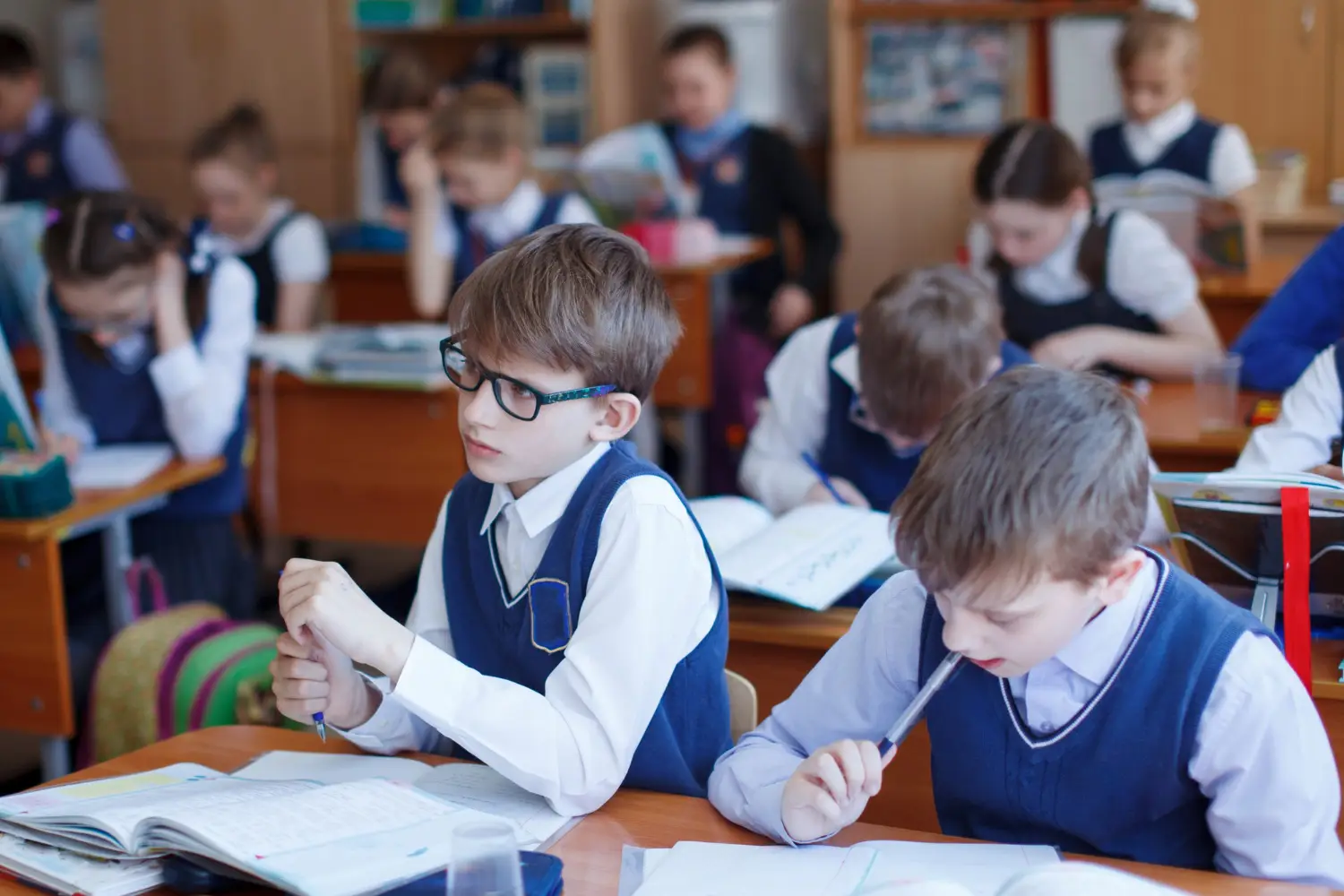 Исследование: самую большую тревогу у российских школьников вызывает проверка знаний