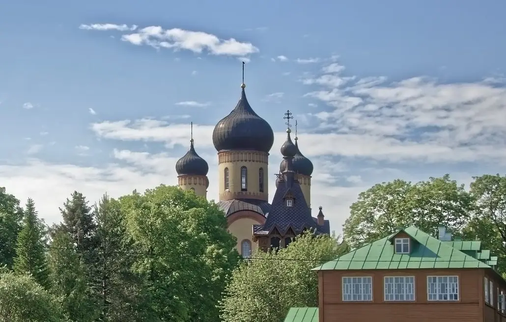 В Эстонии пригрозили закрыть монастыри при отказе выйти из подчинения Русской Православной Церкви