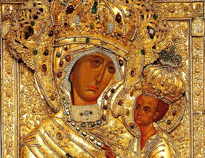 Тихвинскую икону Божией Матери доставили в храм Христа Спасителя в Москве