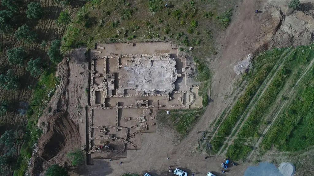 В Турции при строительстве плотины обнаружены храм и баптистерий позднеримского периода