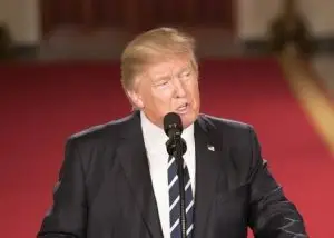 Дональд Трамп 