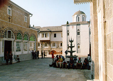 Монастырский двор