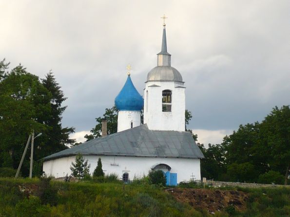 Файл:Петра и Павла на Брезе (Псков).jpg