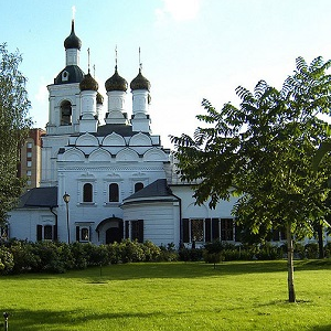Церковь Николая Чудотворца в Голутвине (Москва), Храм в Голутвине