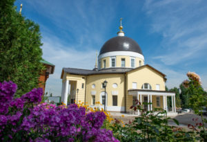 Храм Живоначальной Троицы в Чертанове (Москва), Храм Живоначальной Троицы в Чертанове
