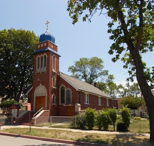 Файл:Церковь вмч. Пантелеимона (Саммит).jpg