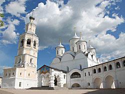 Спасо-Прилуцкий мужской монастырь.jpg