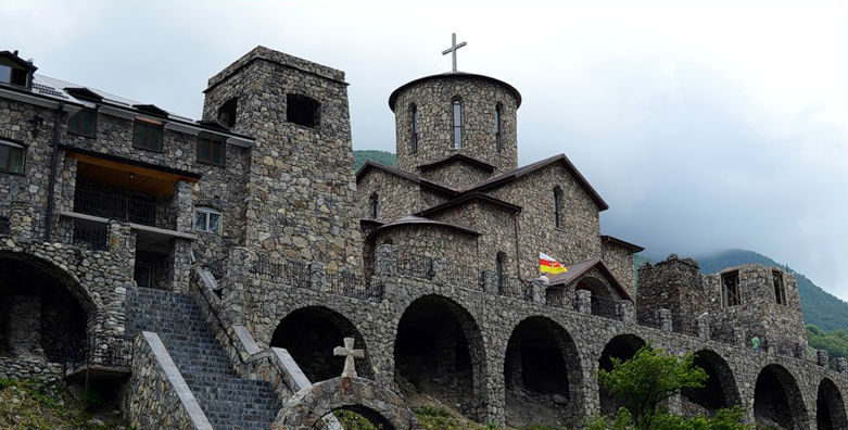 Файл:Аланский Успенский мужской монастырь 5.jpg