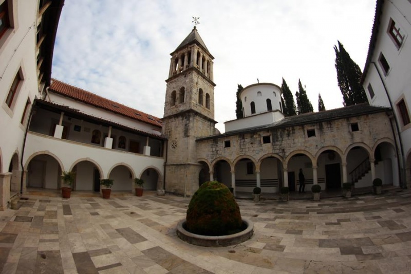 Файл:Манастир Крка.jpg