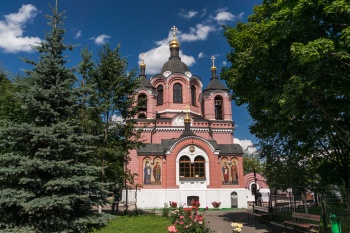 Храм иконы Божией Матери «Знамение» в Ховрино (Москва), Храм в Ховрино11