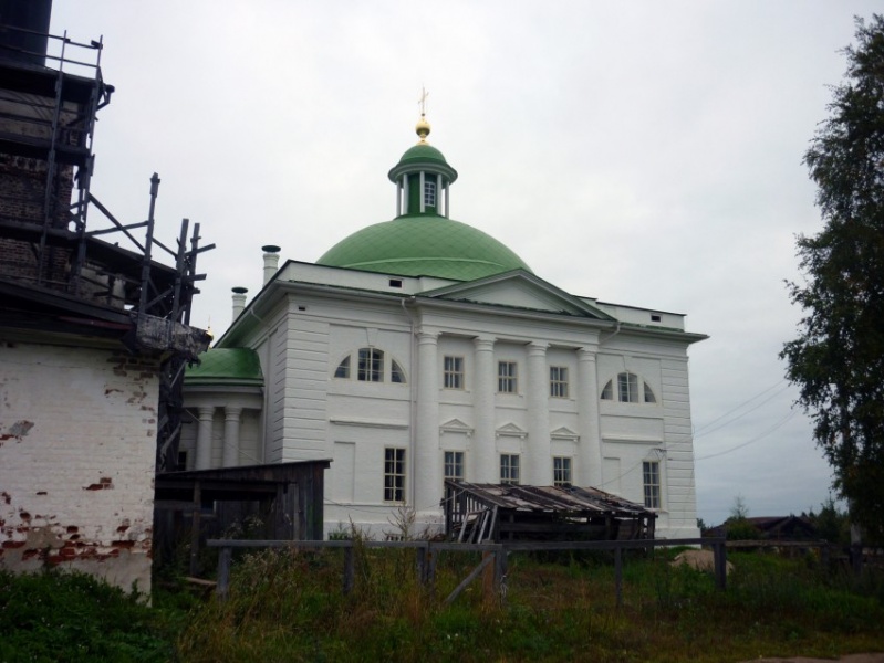 Файл:Собор Троицы Живоначальной (Горицы).jpg