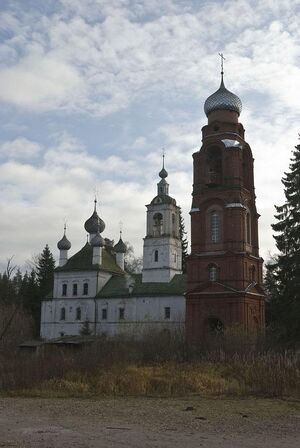 Храм Архангела Михаила Архангельское 1.jpg